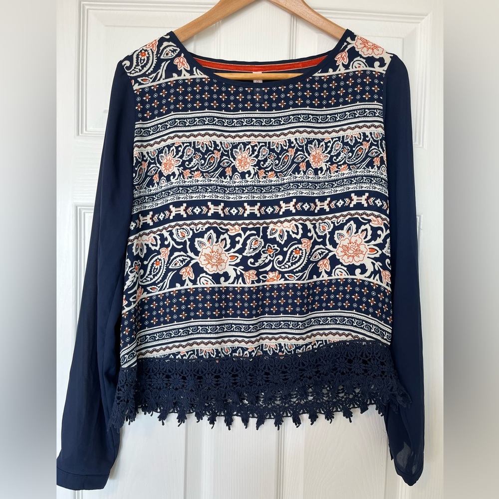 Medium top lightly worn